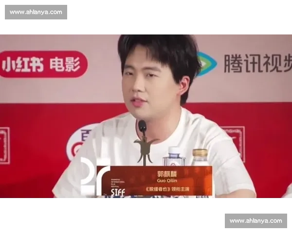 郭麒麟脱缰者也见面会秒变相声专场!天津话笑料引爆全场 郭麒麟脱缰者也见面会秒变相声专场!天津话笑料引爆全场