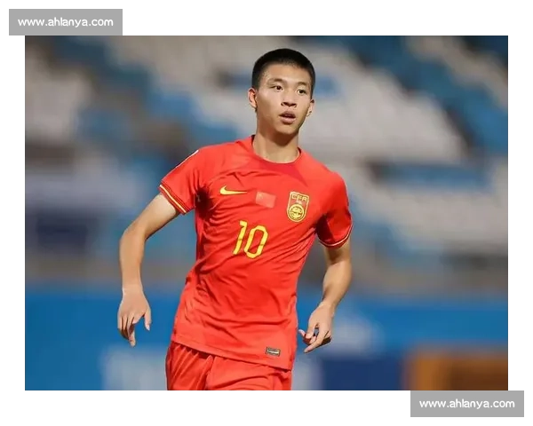 国足新名单平均 25.4 岁:青春风暴来袭,18 岁王钰栋领衔三人组 国足新名单平均 25.4 岁:青春风暴来袭,18 岁王钰栋领衔三人组