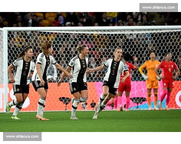 阿里亚斯：“哥伦比亚贝利” 称号过誉，贝利是足坛永恒标杆