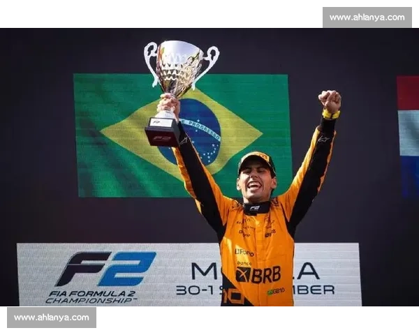 新秀对决白热化！博托莱托首获 F1 积分 车迷票选最佳创历史