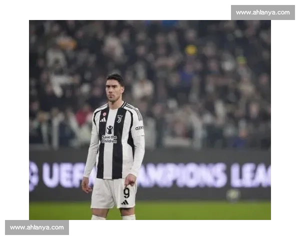 米兰明夏瞄准免签弗拉霍维奇 600 万欧年薪博弈意甲锋霸 米兰明夏瞄准免签弗拉霍维奇 600 万欧年薪博弈意甲锋霸