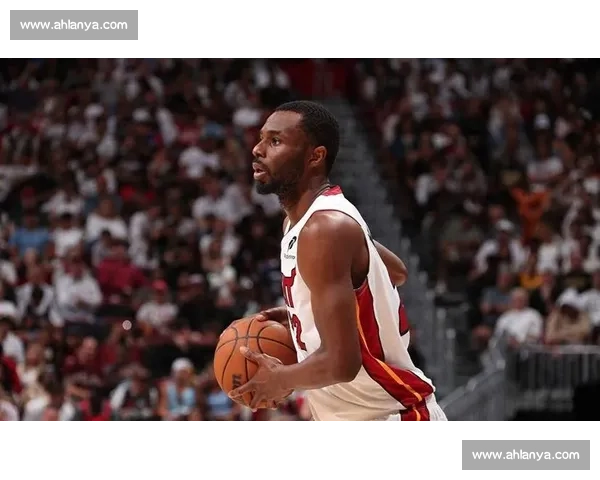 湖人热火巅峰对决巨星正面对抗引爆全场焦点之战季后赛级别强强碰撞