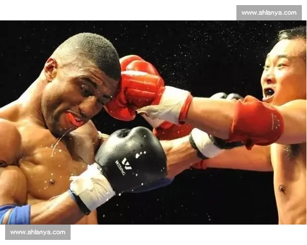 西蒙马库斯对决姜春鹏世界级对抗点燃擂台之夜巅峰强者荣耀之战全城瞩目